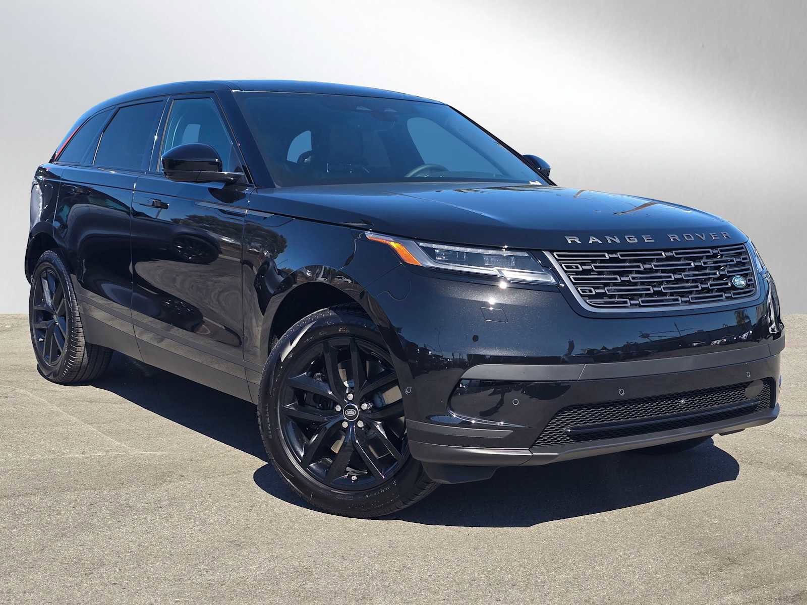 New 2026 Land Rover Range Rover Velar S image 1