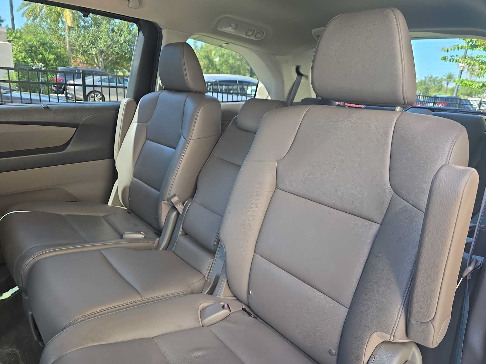 Used 2014 Honda Odyssey Touring image 13
