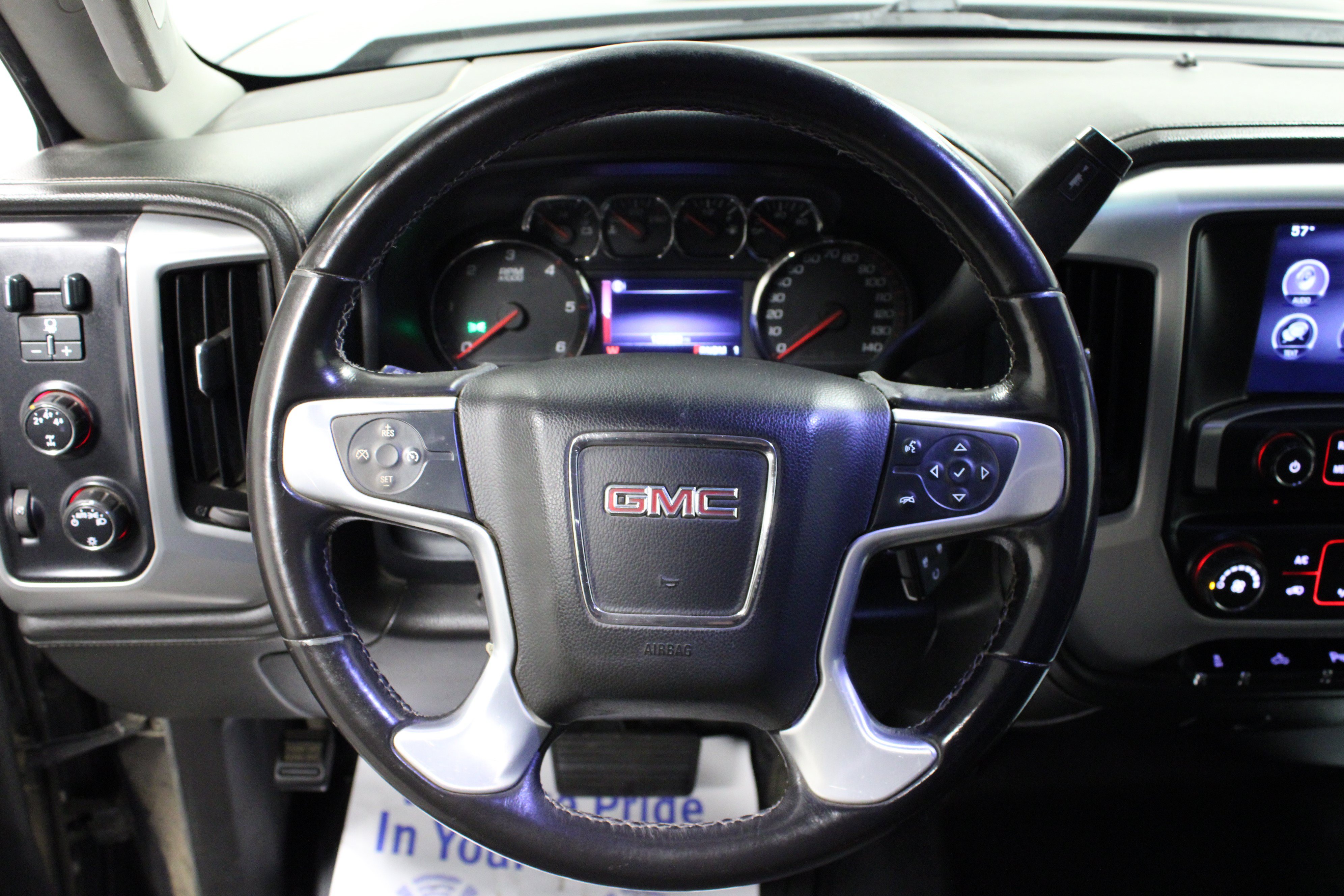 Used 2015 GMC Sierra 2500 SLE AWD/4WD image 17