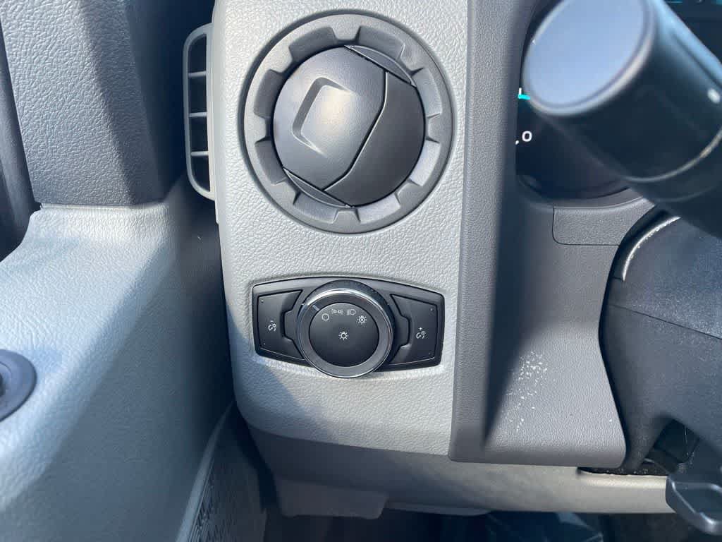 New 2024 Ford E-450 and Econoline 450 Super Duty w/ Power Windows & Locks Group RWD image 18