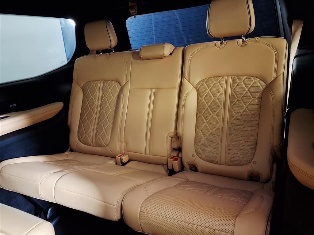 Used 2022 Jeep Grand Wagoneer Series III w/ Rear Seat Video Group 1 image 7