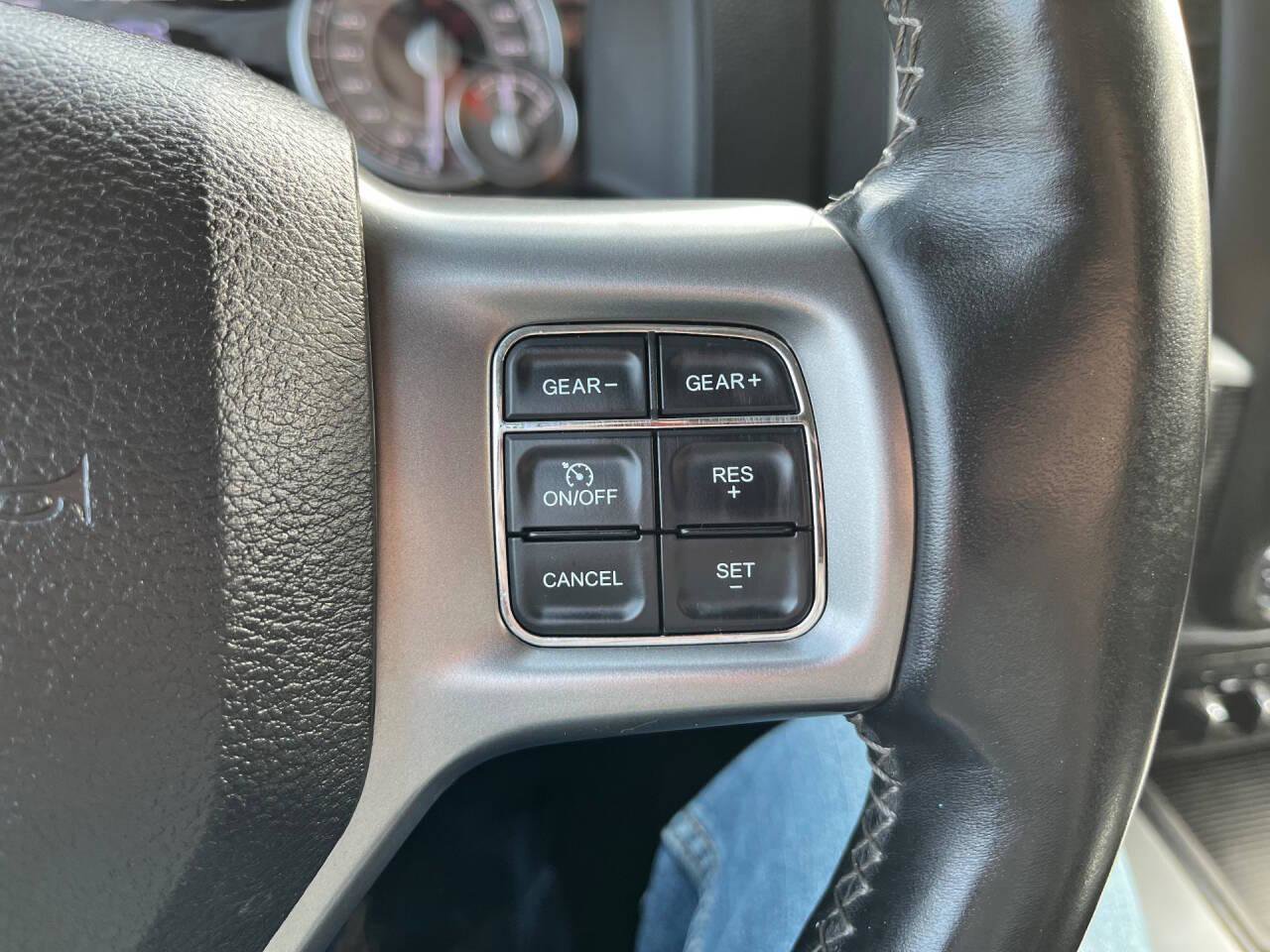 Used 2014 RAM 1500 Limited AWD/4WD image 27