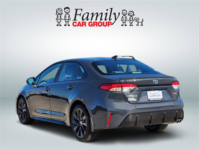 Certified 2025 Toyota Corolla SE image 3