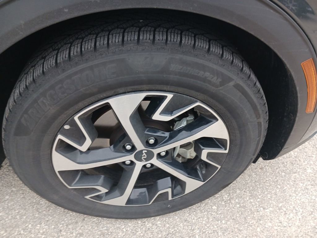 Used 2023 Kia Sportage EX image 32