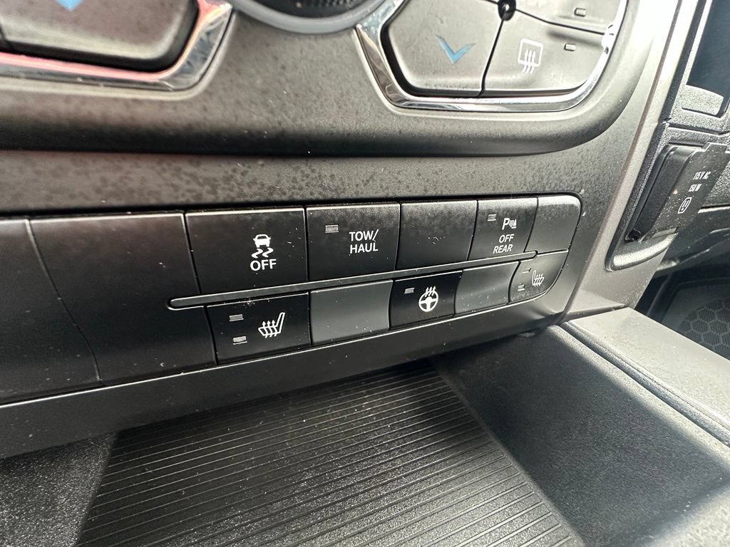 Used 2023 RAM 1500 Warlock AWD/4WD image 27