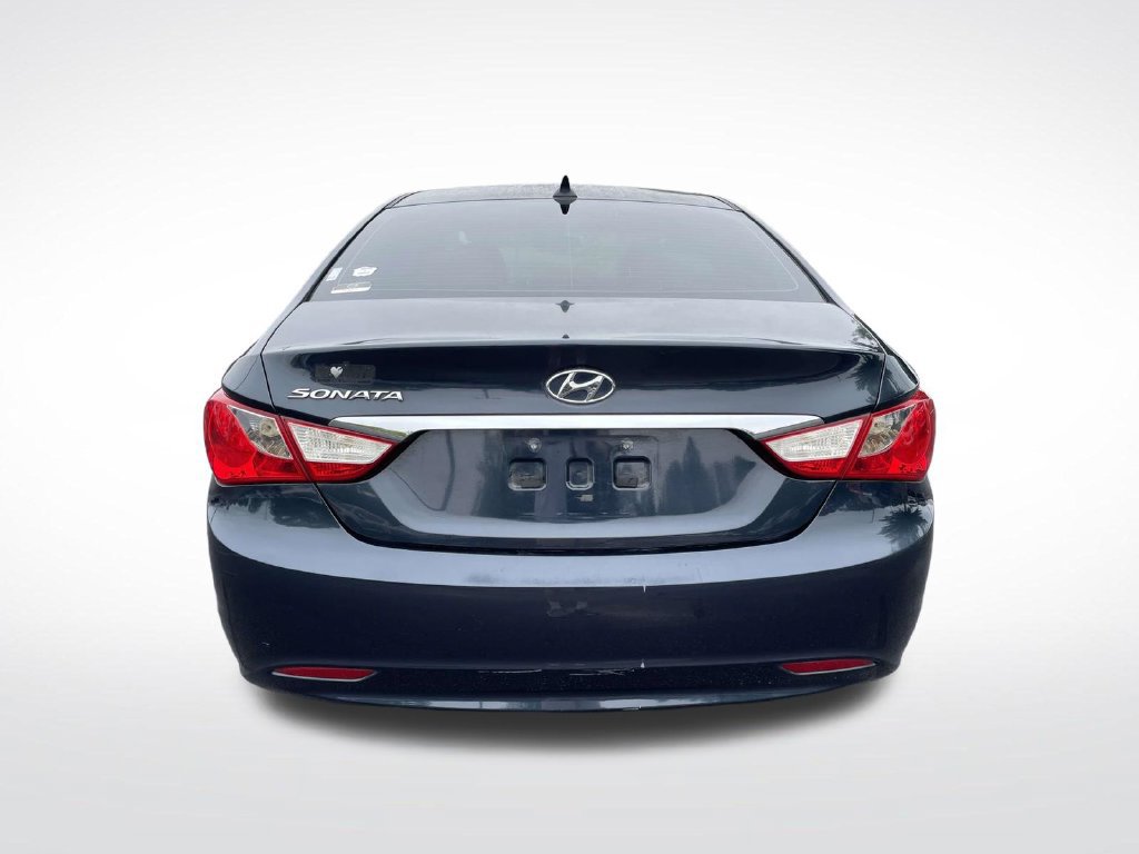 Used 2011 Hyundai Sonata GLS w/ Popular Equipment Pkg 2 FWD image 5