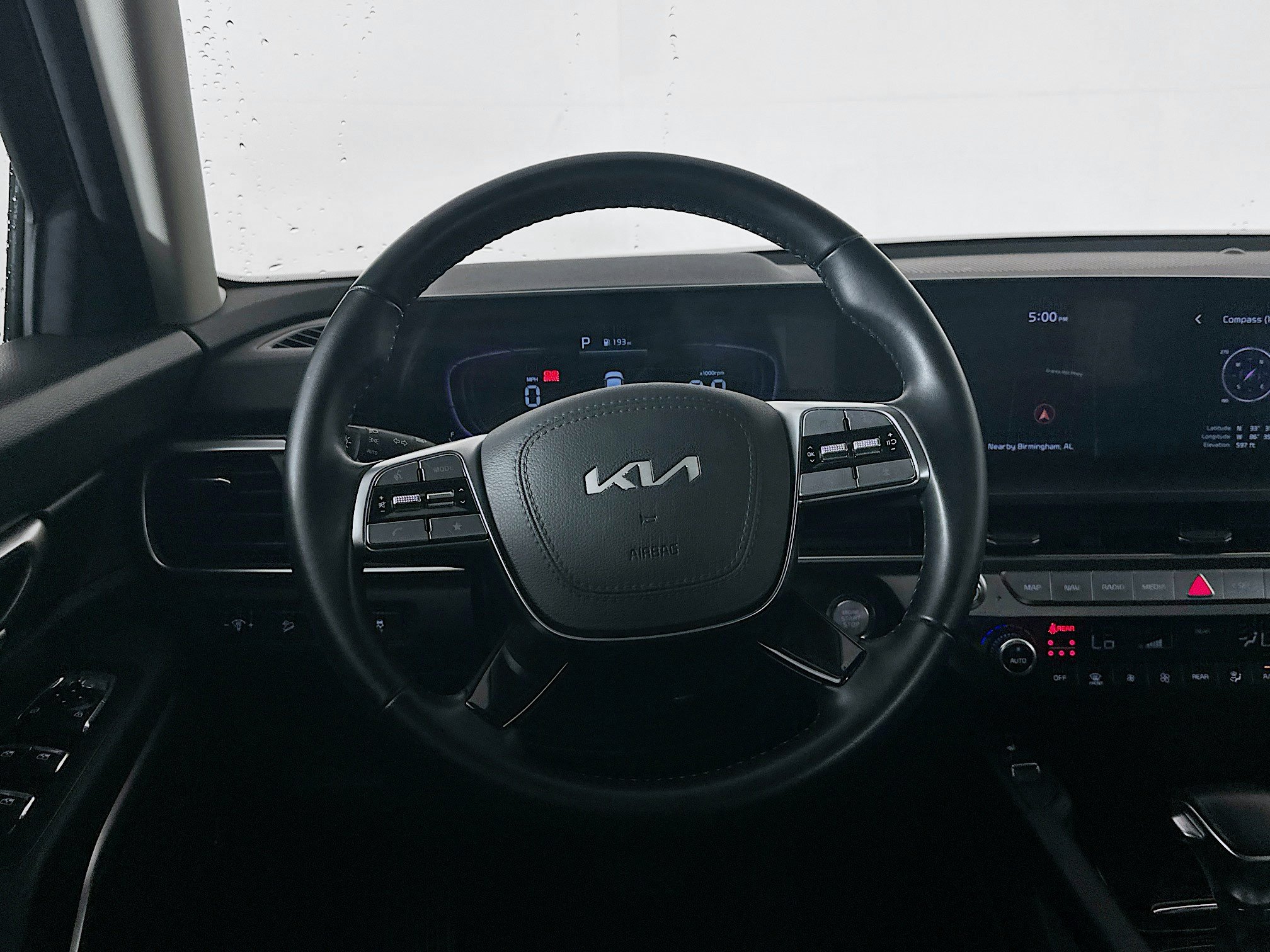 Used 2025 Kia Telluride S FWD image 18