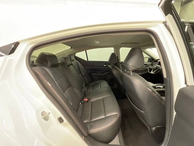 Used 2023 Nissan Altima 2.0 SR FWD image 25
