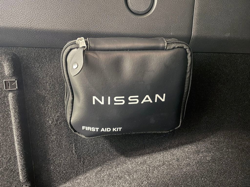 Used 2026 Nissan Rogue SV AWD/4WD image 13