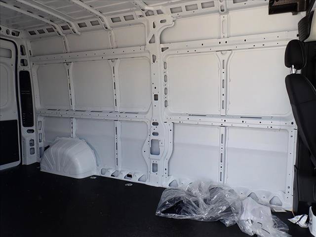 New 2026 RAM ProMaster 2500 w/ Convenience Group FWD image 9