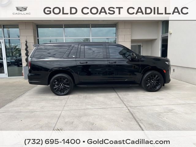 Certified 2022 Cadillac Escalade ESV Sport AWD/4WD image 4