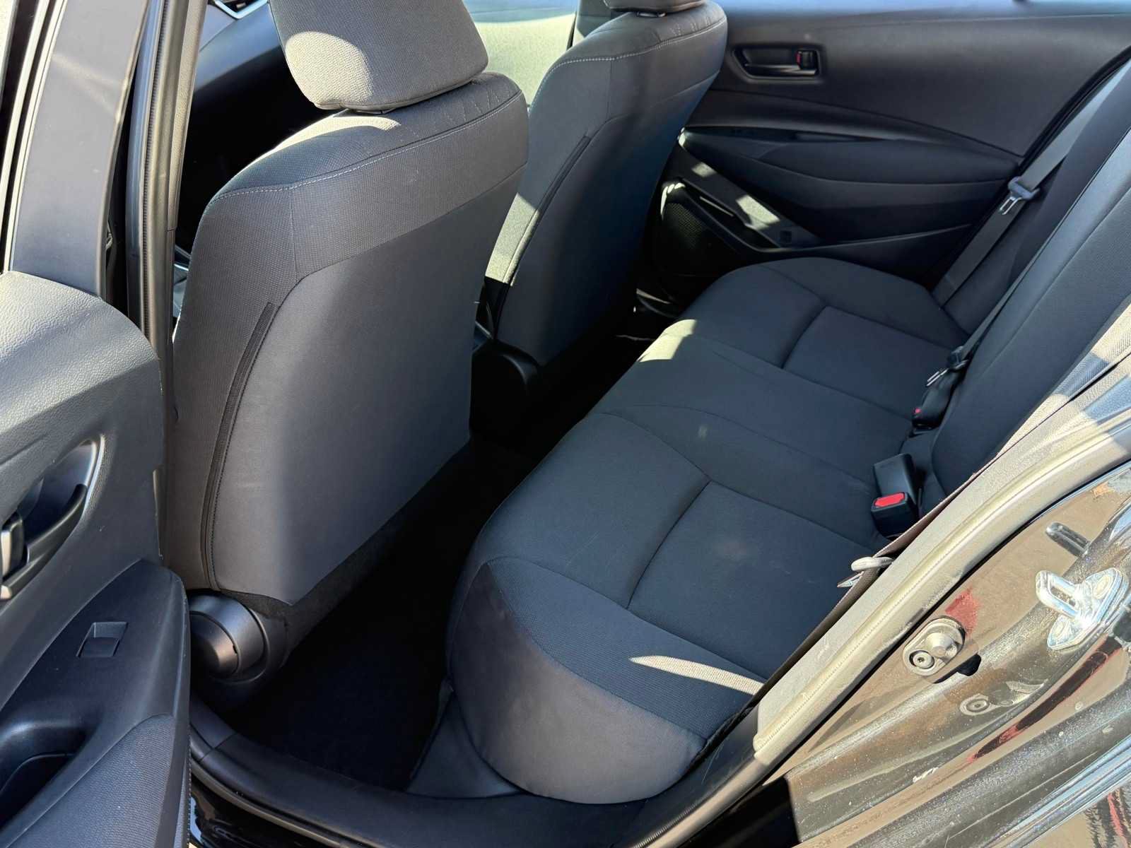 Used 2025 Toyota Corolla LE FWD image 23