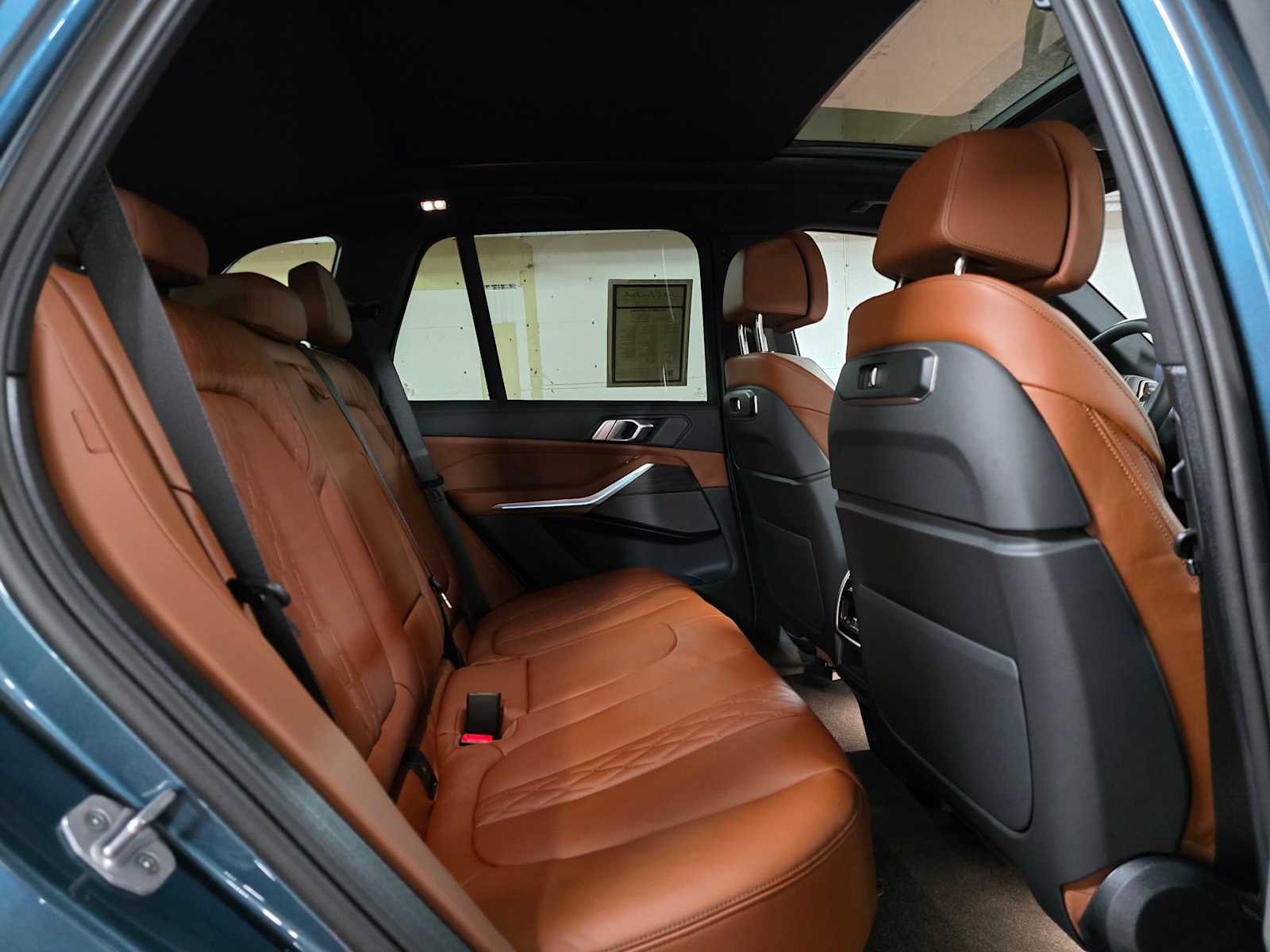 Used 2026 BMW X5 xDrive50e image 12