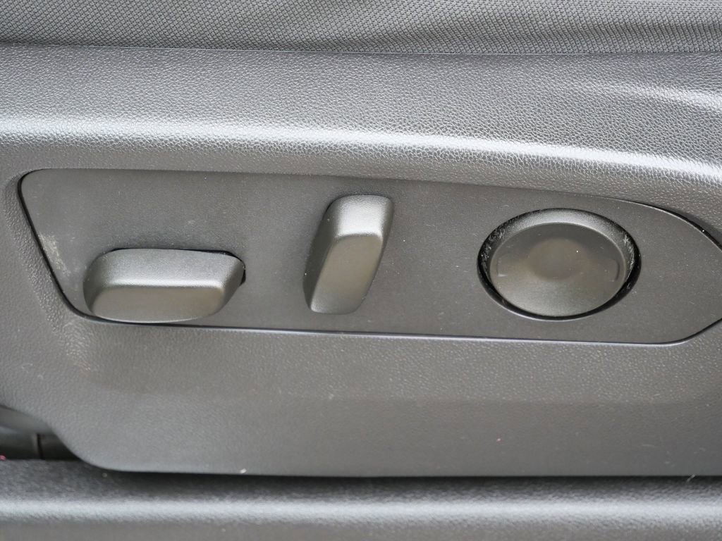 Used 2024 GMC Sierra 1500 Elevation image 34