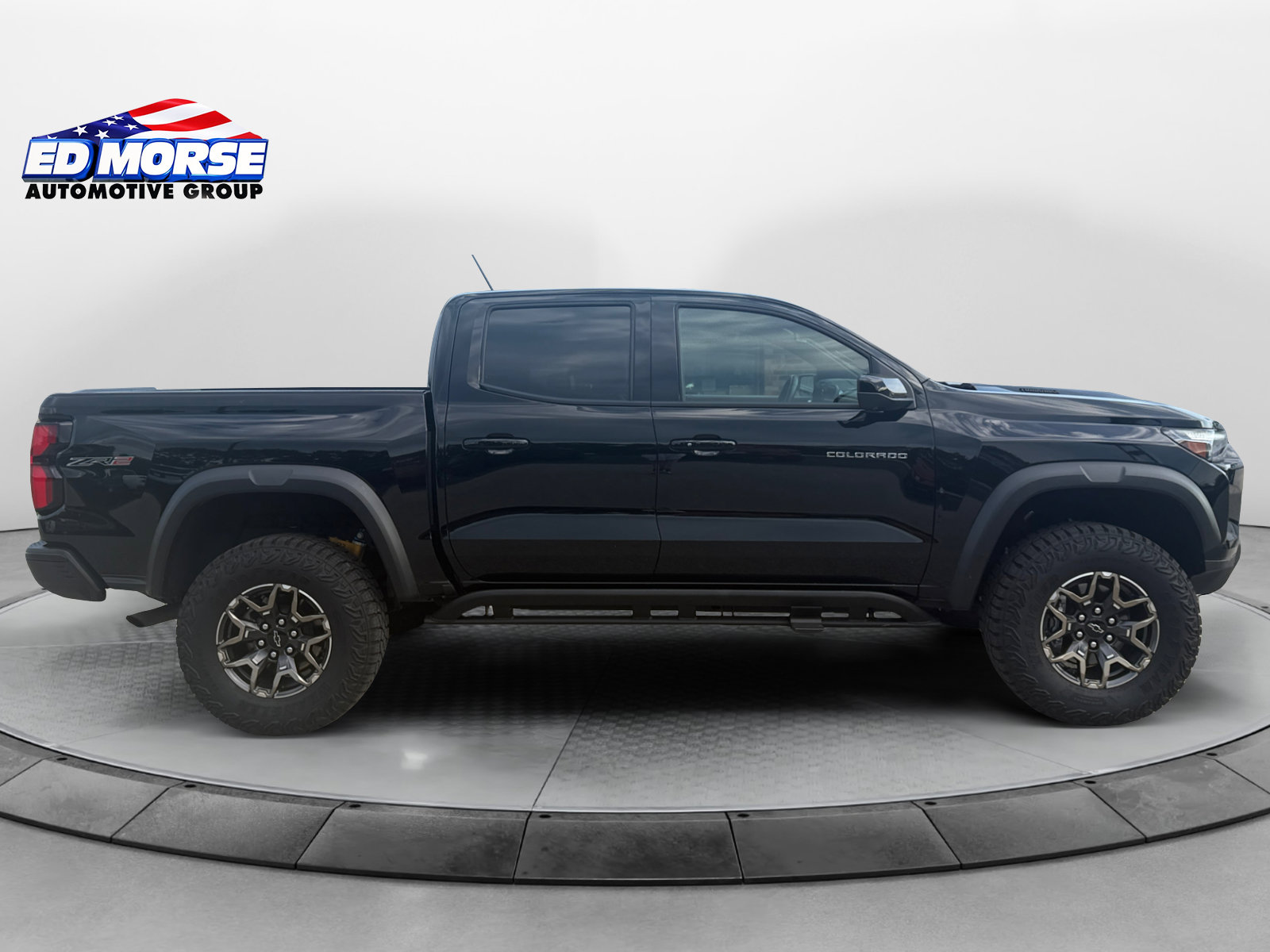 Certified 2026 Chevrolet Colorado ZR2 w/ Technology Package AWD/4WD image 6