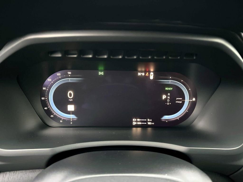 Used 2025 Volvo XC90 T8 Ultra image 16