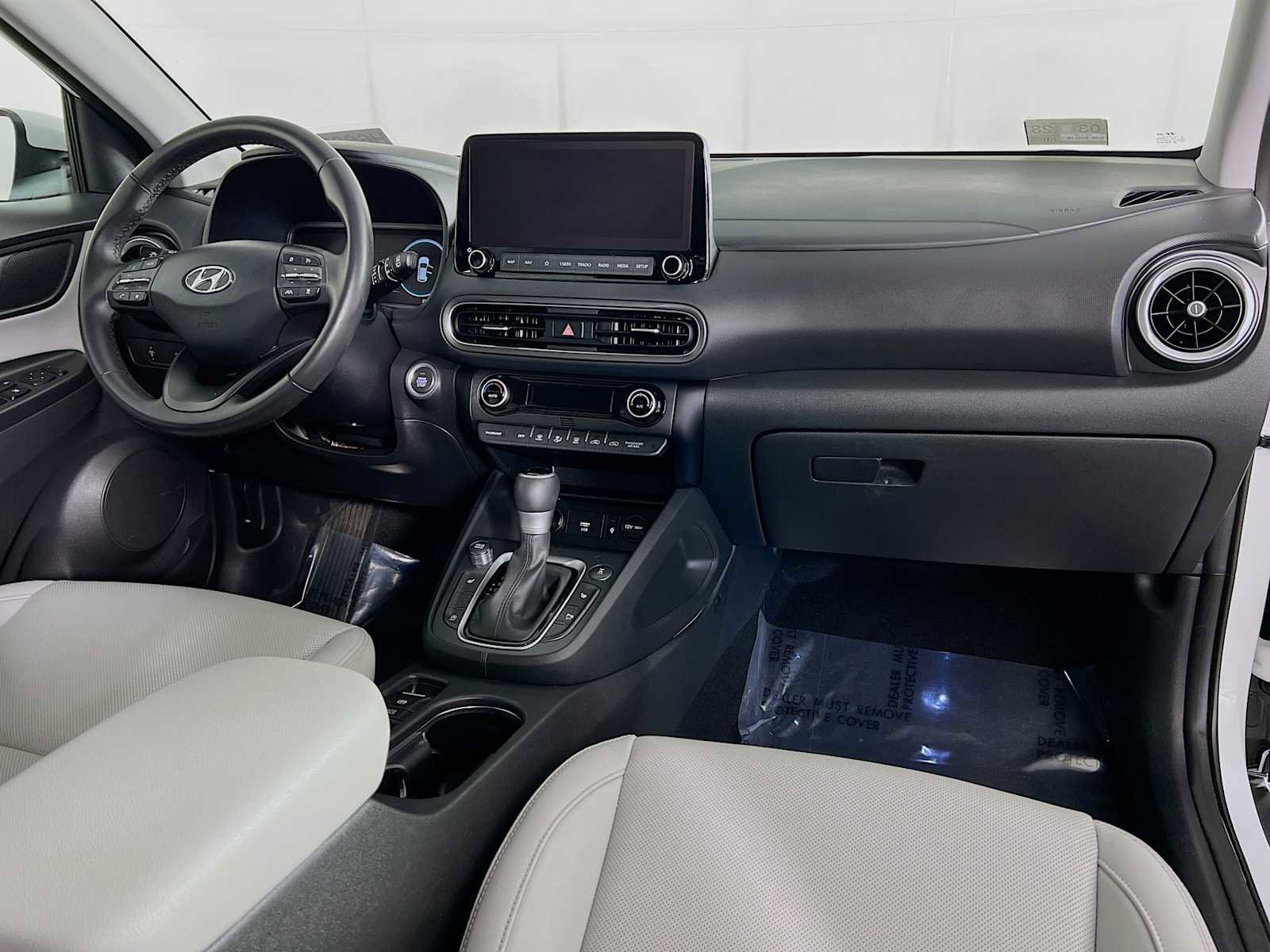 Certified 2023 Hyundai Kona Limited AWD/4WD image 30