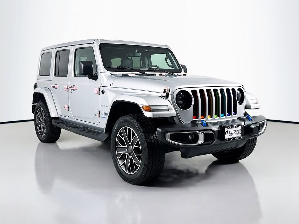 Used 2023 Jeep Wrangler Unlimited Sahara w/ Cold Weather Group image 3