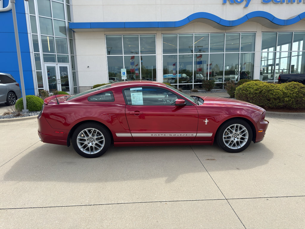 Used 2014 Ford Mustang Premium w/ Equipment Group 202A image 4