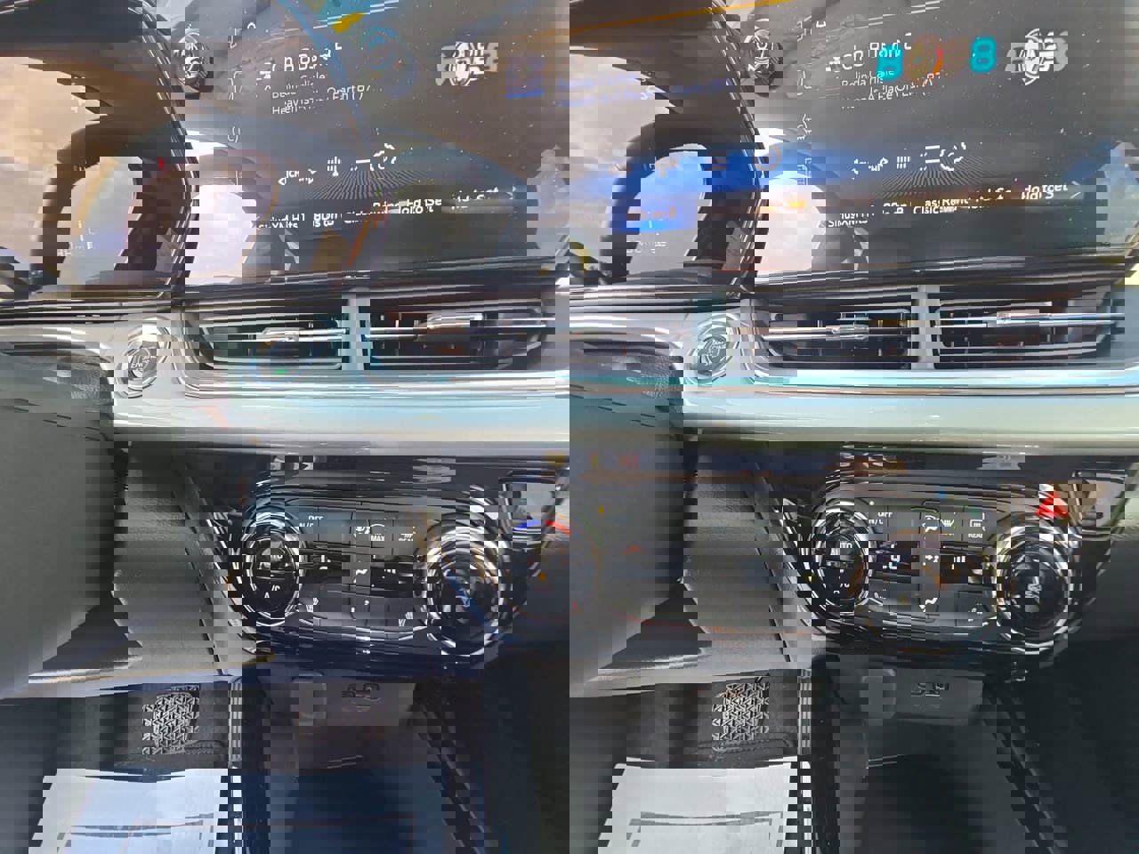 New 2025 Chevrolet Trax LT w/ Driver Confidence Package image 47