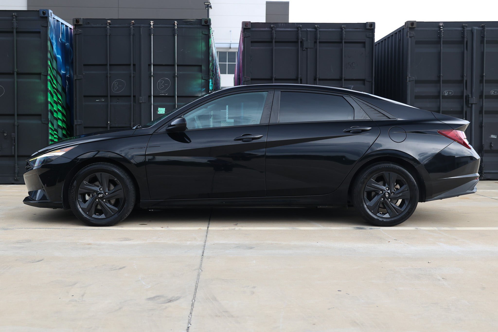 Used 2021 Hyundai Elantra SEL FWD image 4