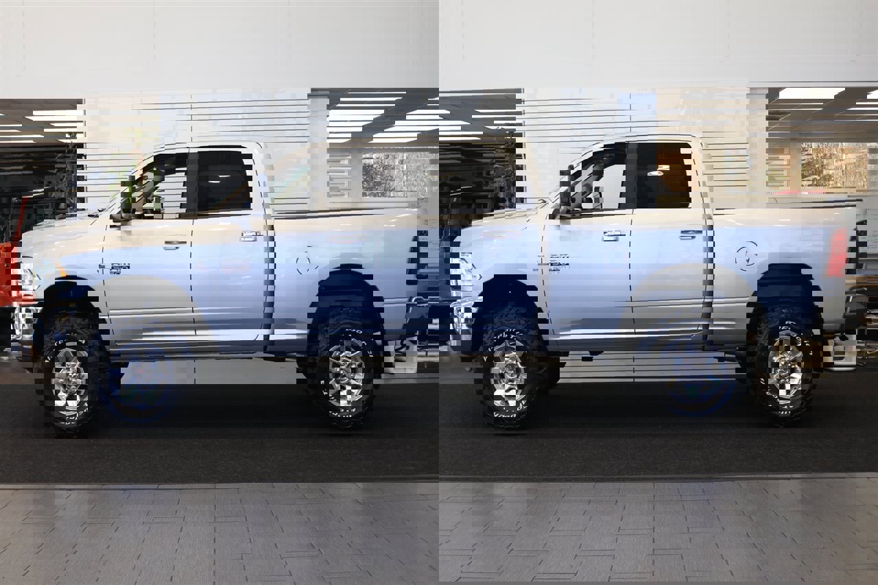 Used 2012 RAM 3500 Big Horn AWD/4WD image 4