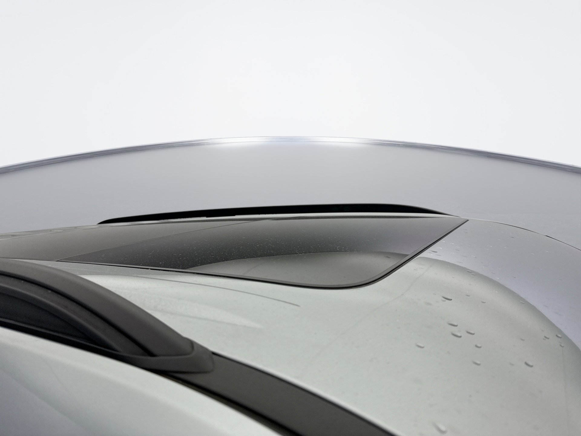 Used 2023 Ford Explorer XLT w/ Equipment Group 202A image 17