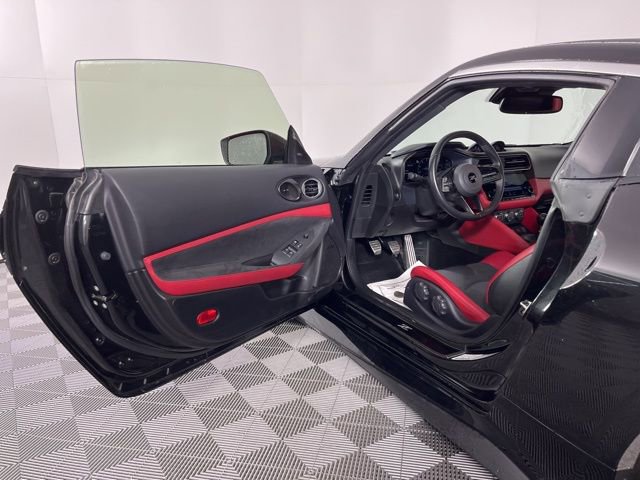 Used 2024 Nissan Z Performance w/ Floor Mat Package image 16