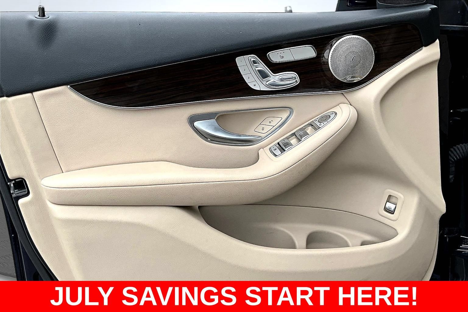Used 2021 Mercedes-Benz GLC 300 4MATIC image 25