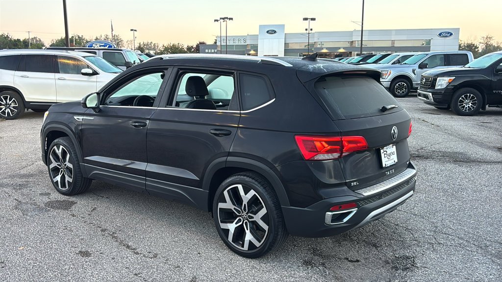 Used 2022 Volkswagen Taos SEL AWD/4WD image 4