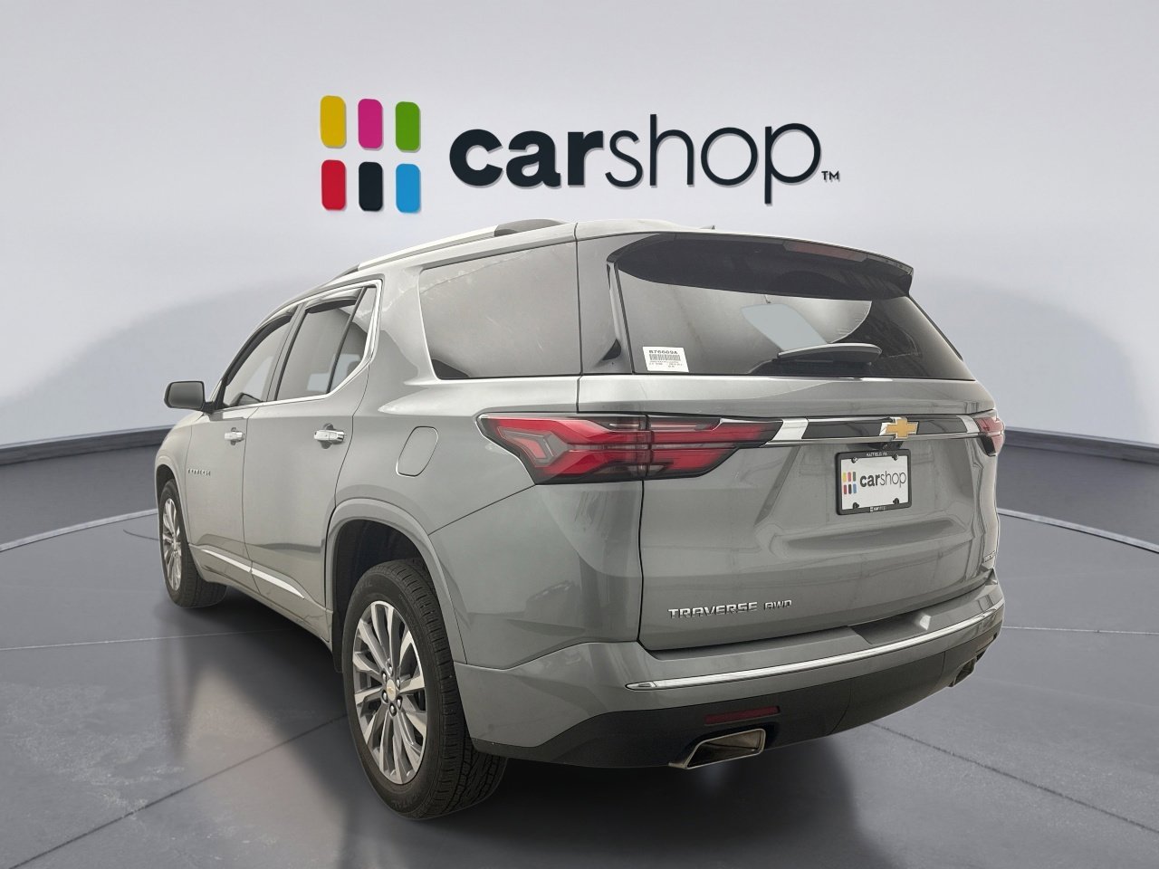 Used 2023 Chevrolet Traverse Premier AWD/4WD image 2