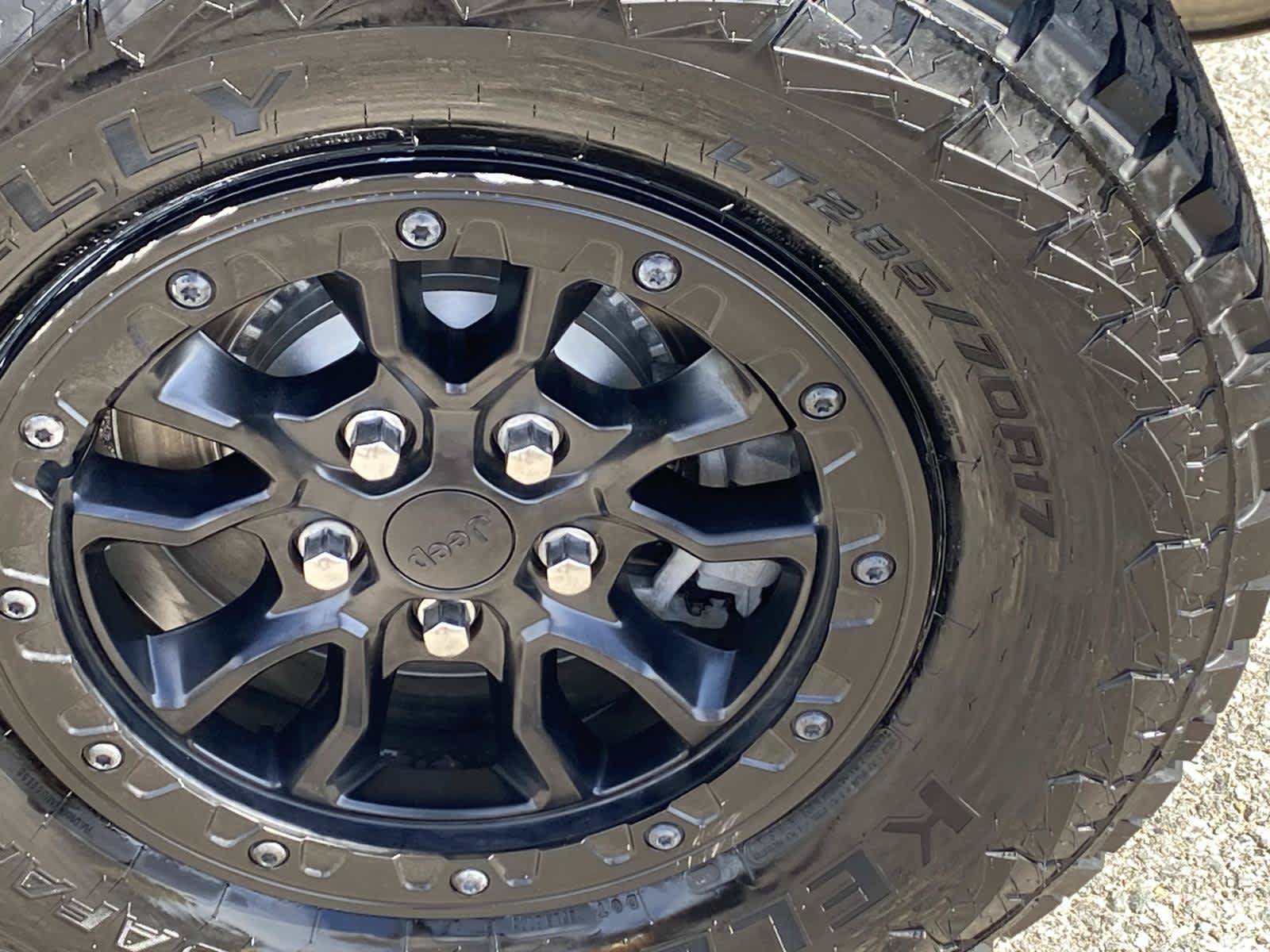 Certified 2023 Jeep Wrangler Unlimited Rubicon 4xe AWD/4WD image 34