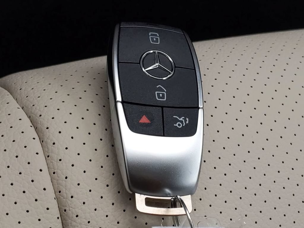 Used 2021 Mercedes-Benz GLE 350 image 27