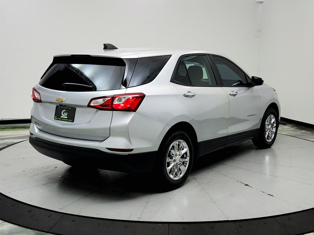 Used 2020 Chevrolet Equinox LS w/ LPO, Floor Liner Package FWD image 5