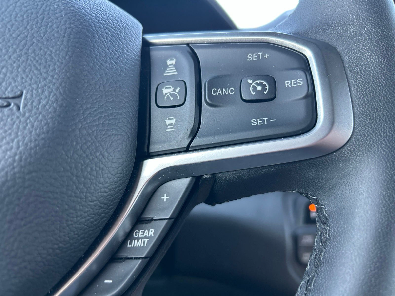 Certified 2025 RAM 1500 Big Horn AWD/4WD image 15