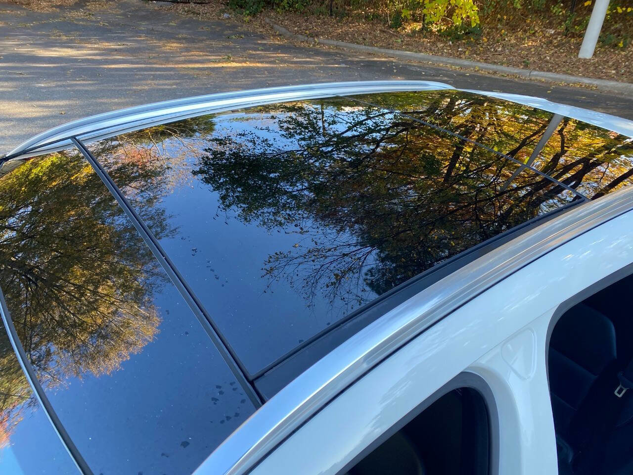 Used 2017 Mercedes-Benz GLA 250 4MATIC image 35