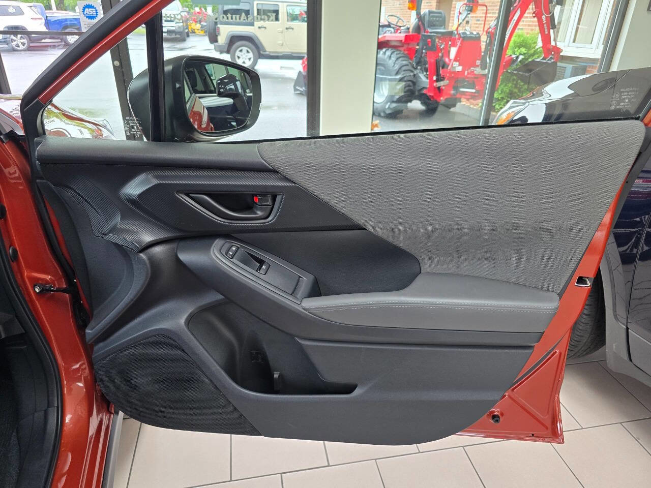 Used 2024 Subaru Crosstrek 2.0i Premium AWD/4WD image 18