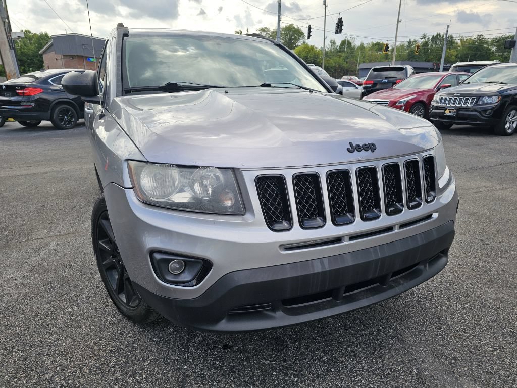 Used 2015 Jeep Compass Sport w/ Power Value Group AWD/4WD image 3