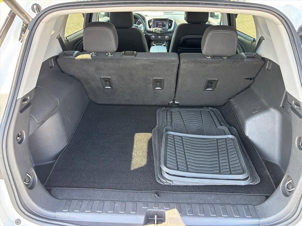 Used 2022 GMC Terrain SLE w/ Driver Convenience Package AWD/4WD image 26