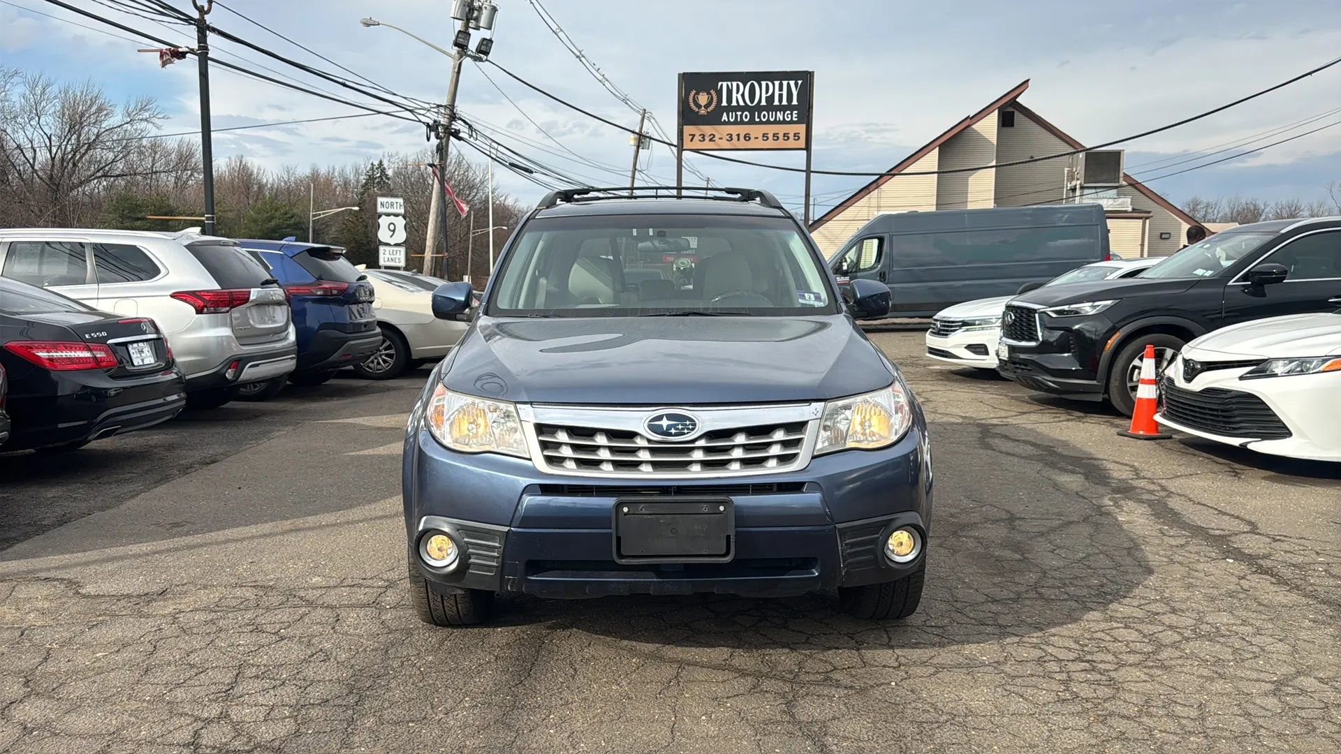 Used 2013 Subaru Forester 2.5X Premium w/ Plus Pkg image 2