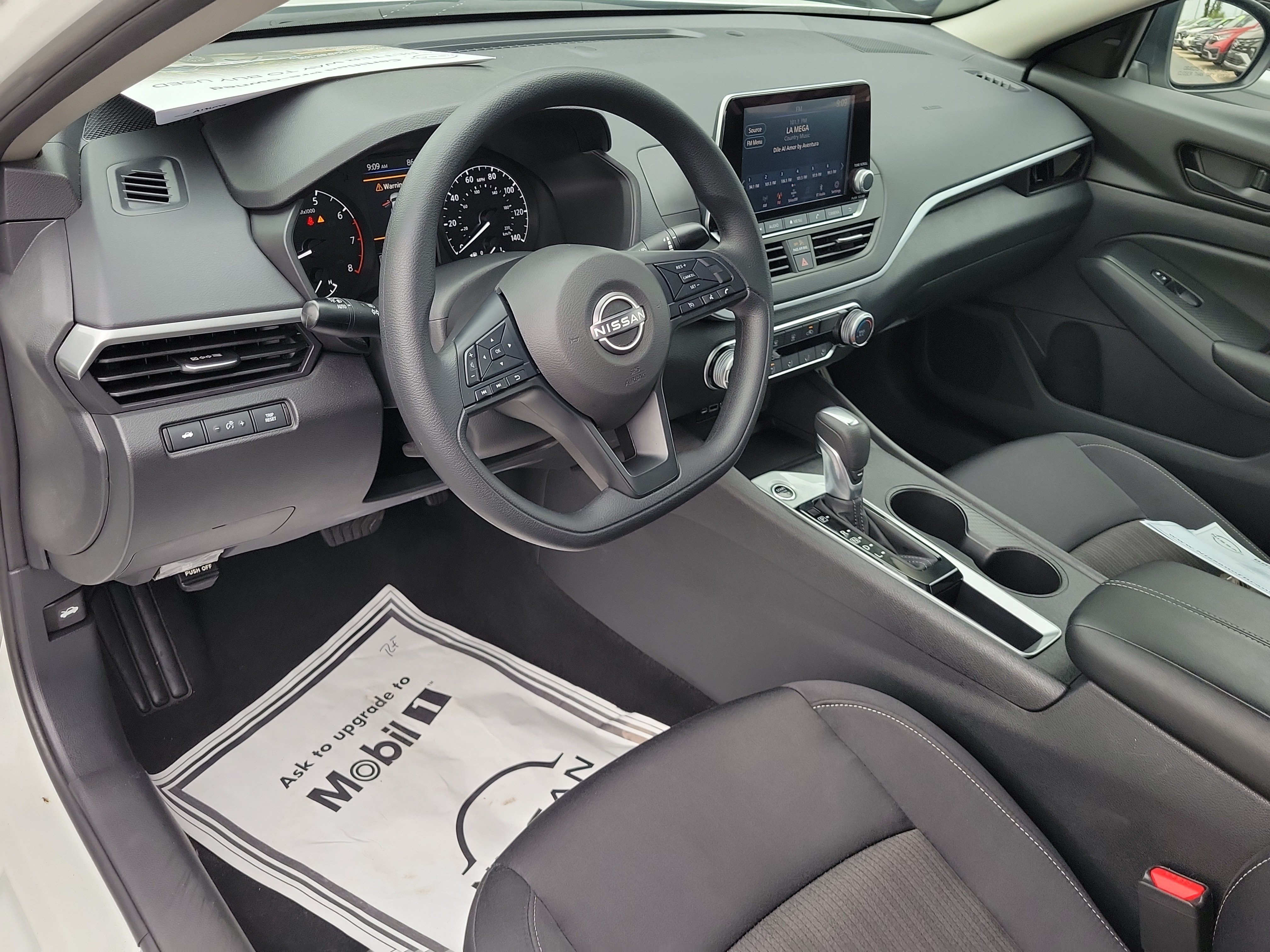 Certified 2025 Nissan Altima 2.5 S FWD image 17