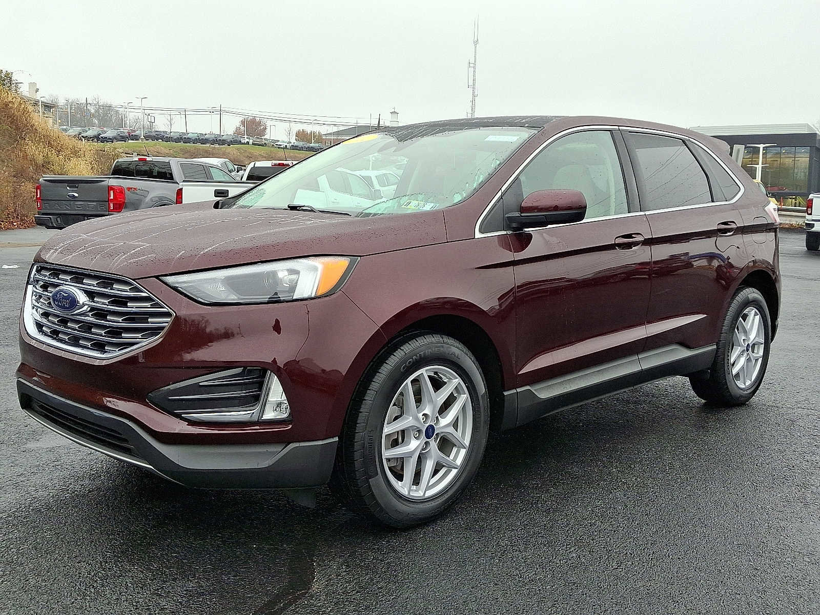 Used 2022 Ford Edge SEL w/ Convenience Package image 3