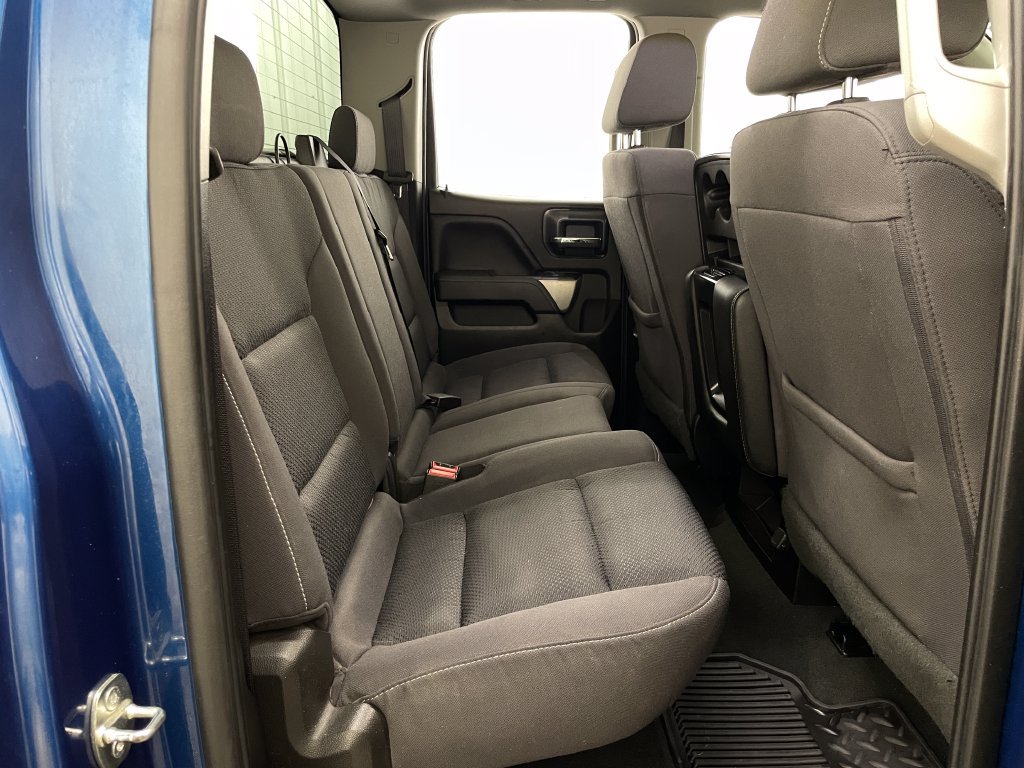 Used 2019 Chevrolet Silverado 1500 LT w/ All Star Edition AWD/4WD image 38