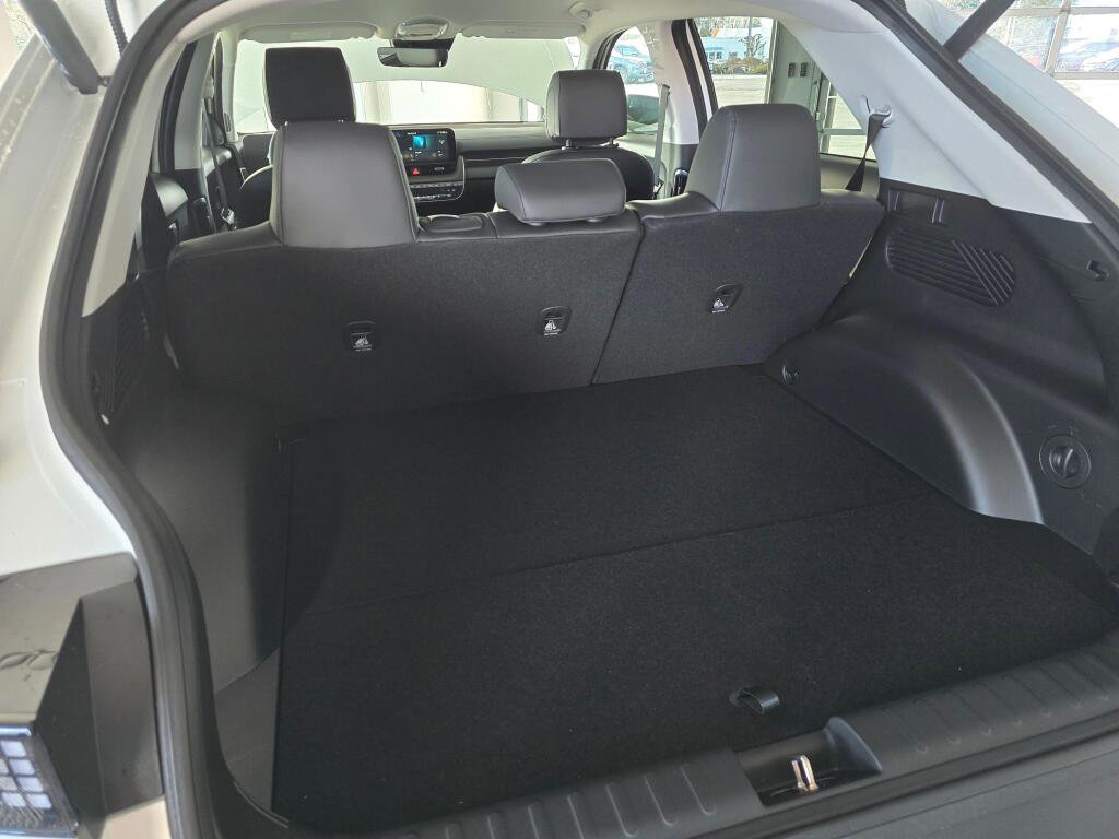 New 2026 Hyundai Ioniq 5 SEL image 17