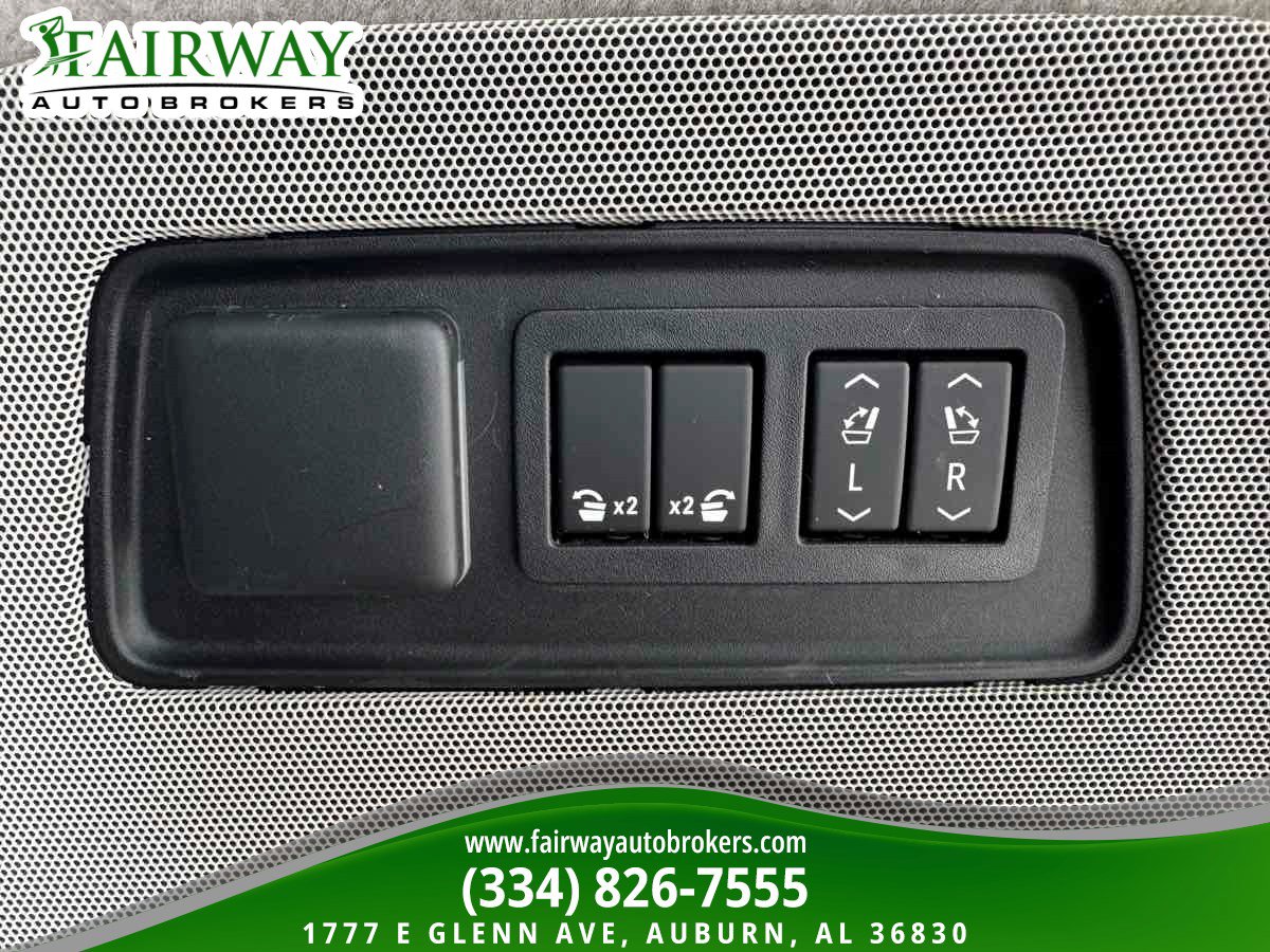 Used 2022 Cadillac Escalade Premium Luxury Platinum image 31