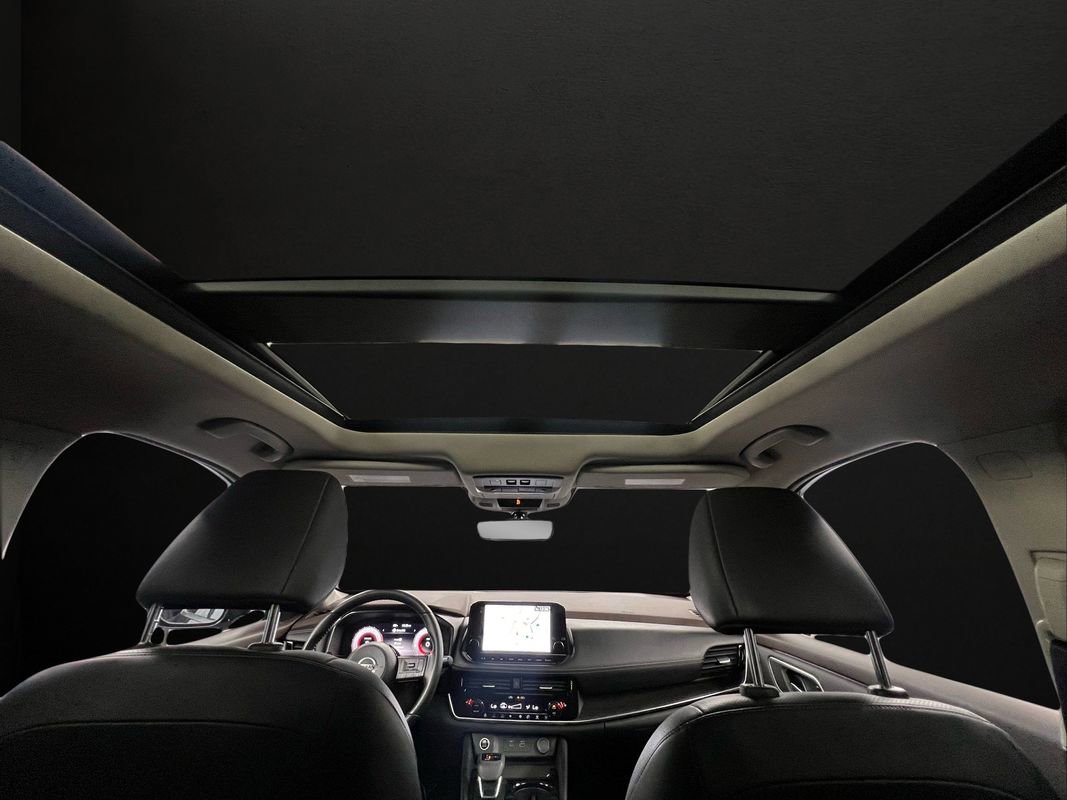 Used 2021 Nissan Rogue Platinum image 15