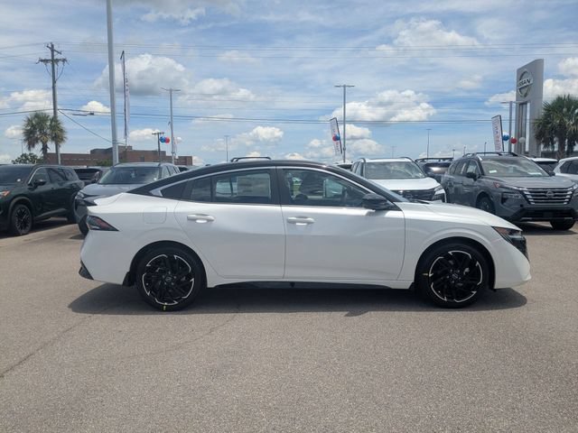 New 2026 Nissan Sentra SR w/ SR Premium Package FWD image 2