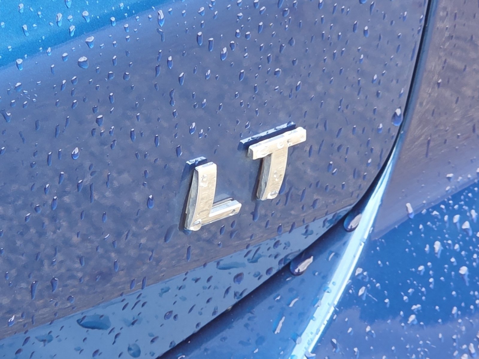 Used 2020 Chevrolet Equinox LT FWD image 8