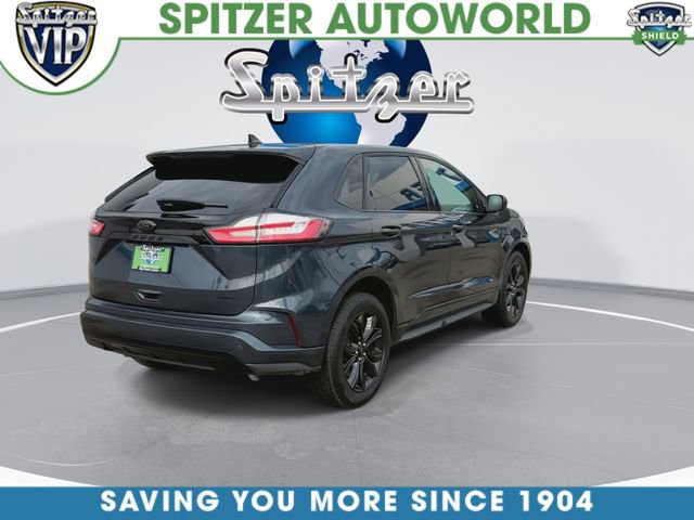 Used 2024 Ford Edge SE w/ Black Appearance Package image 9