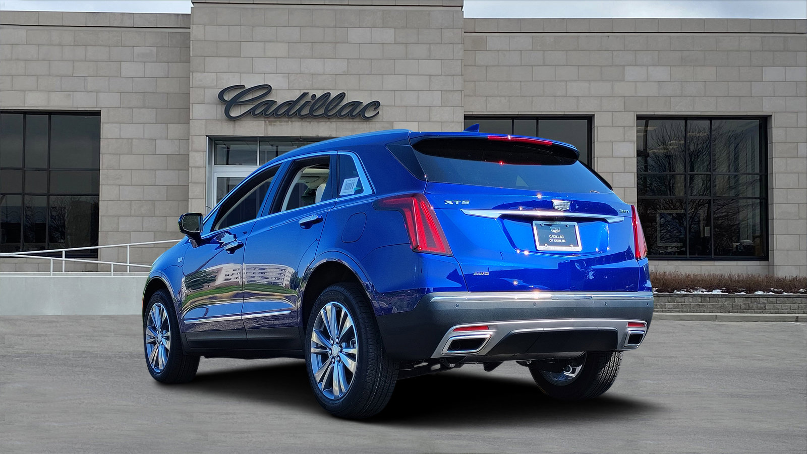 New 2025 Cadillac XT5 Premium Luxury w/ Technology Package image 4